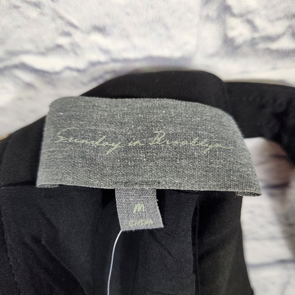 Anthropologie Sunday in Brooklyn black zip crop tank - Picture 3 of 5